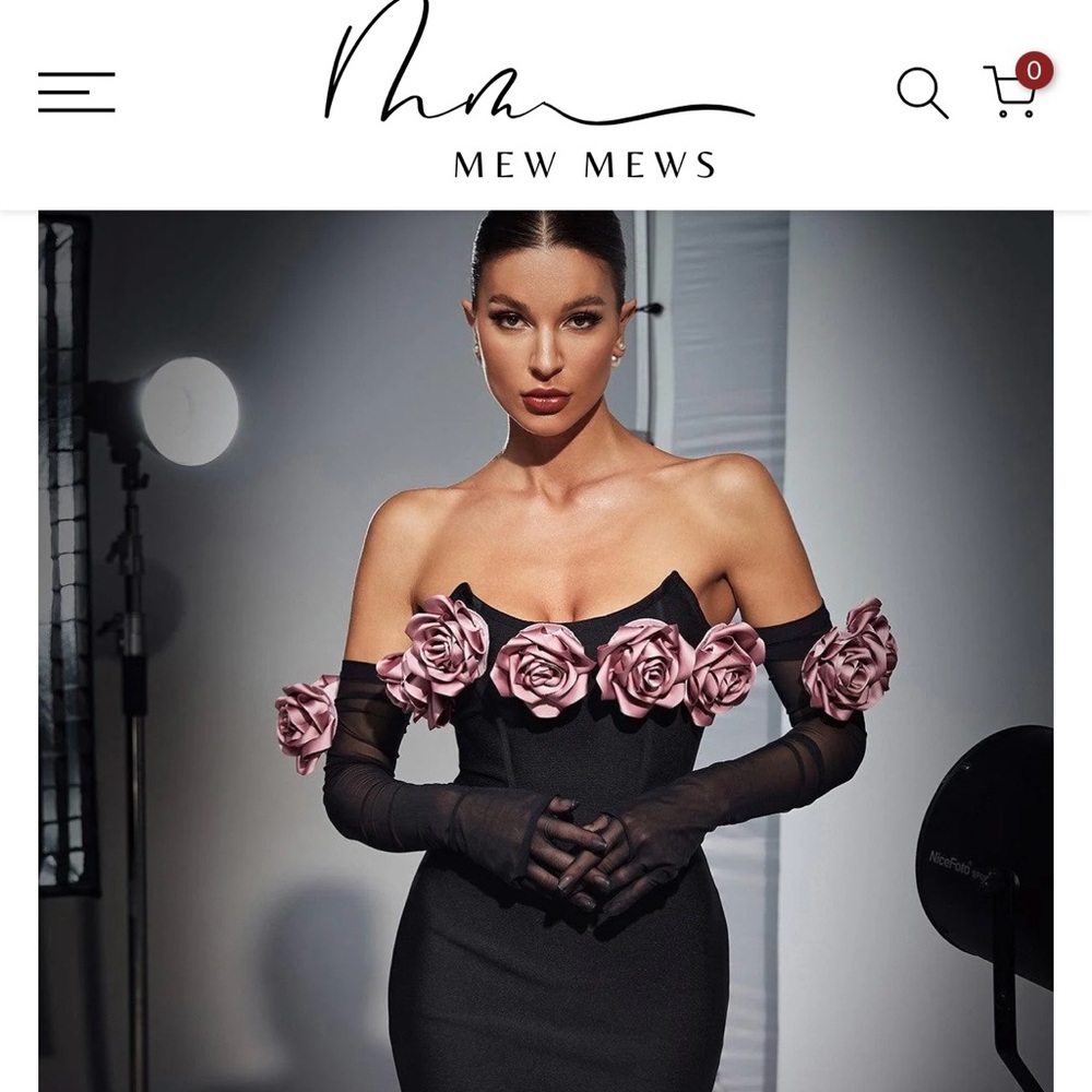 Black Bodycon Maxi Formal Rose Dress with Gloves